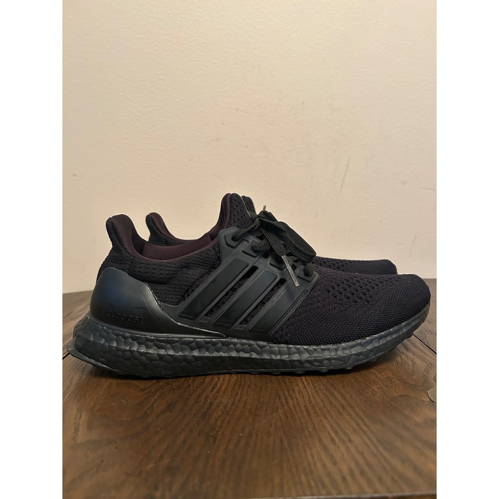 Adidas Ultra Boost 1. DNA Women's Size 8.5 Black Athletic Running Shoes Sneaker
